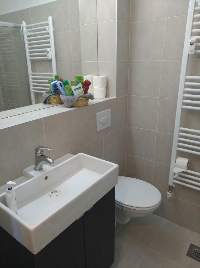 New Studio Apartment Sun With Free Parking Zagreb Dış mekan fotoğraf